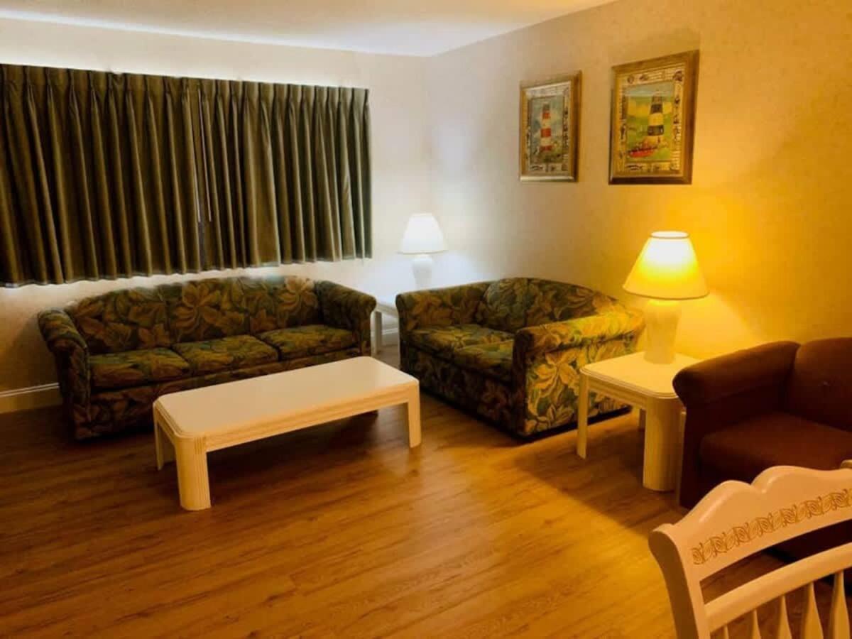 *Delightful Family Beach Retreat*Pool, Steps To The Sand*H32-3 Myrtle Beach Extérieur photo